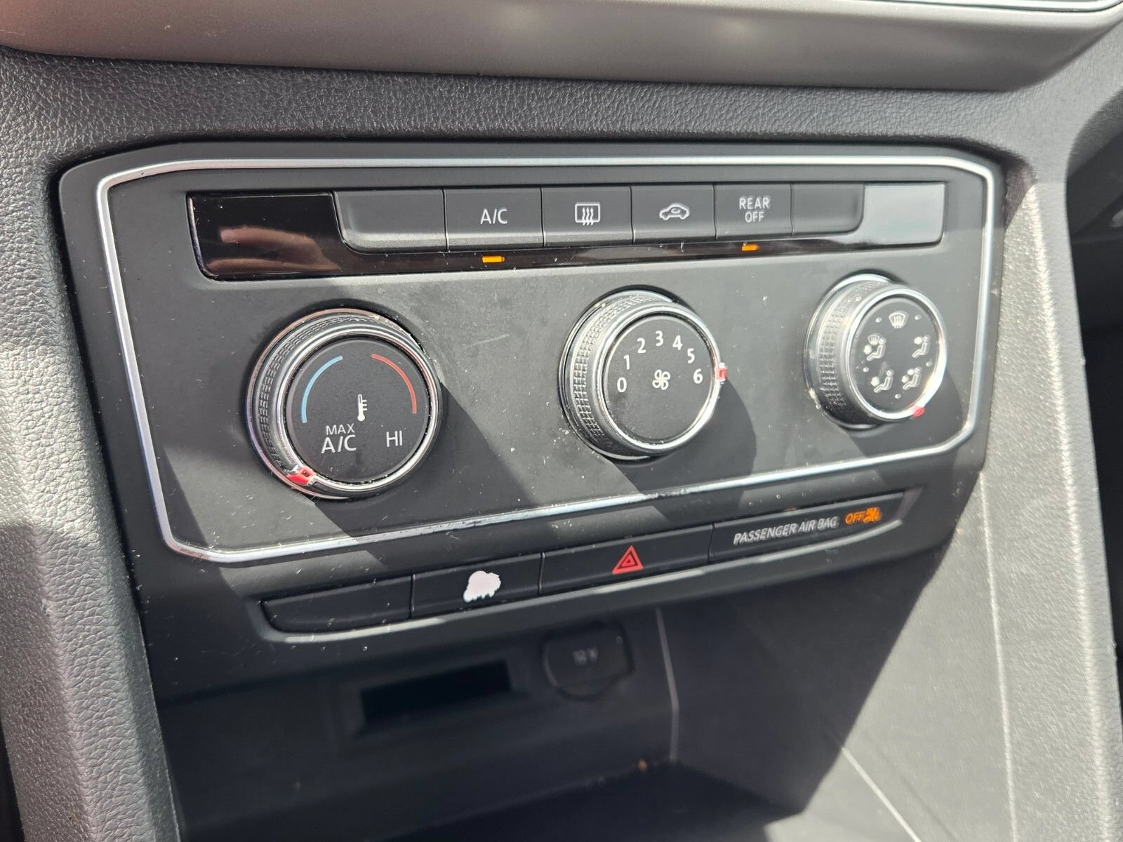 Used 2018 Volkswagen Atlas S FWD image 22