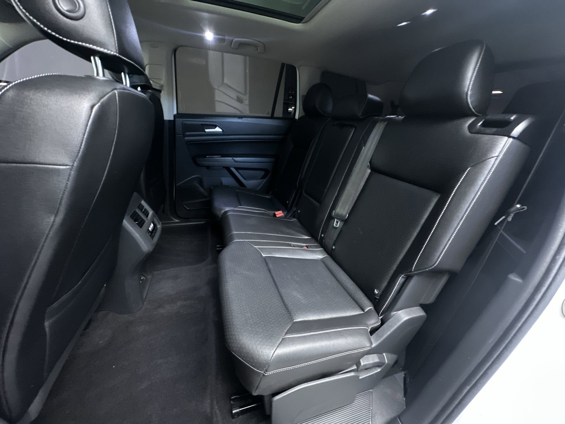 Used 2021 Volkswagen Atlas SE w/ Panoramic Sunroof Package image 22