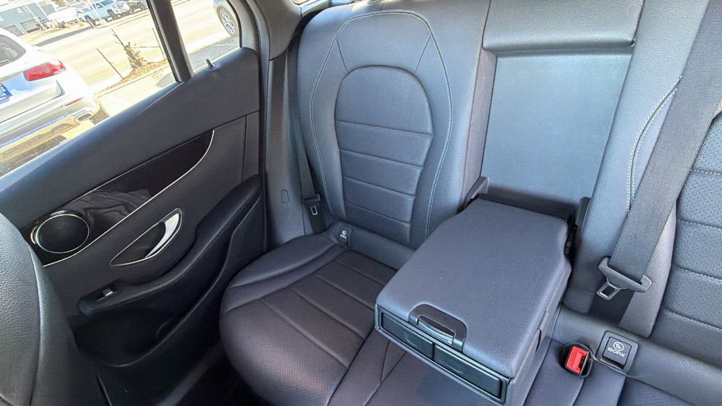 Used 2022 Mercedes-Benz GLC 300 4MATIC image 13