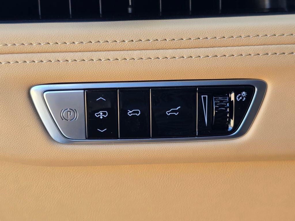 New 2026 Cadillac Escalade IQ Sport 2 w/ LPO, ONYX Package image 27