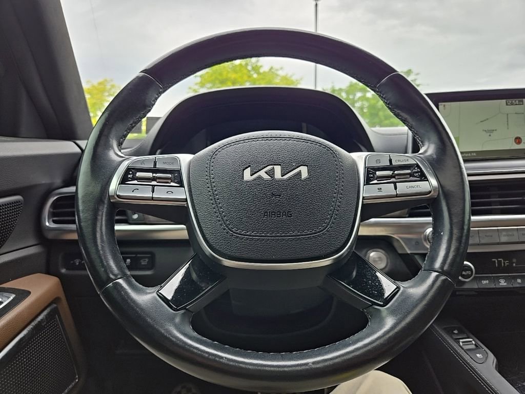 Certified 2022 Kia Telluride SX w/ SX Prestige Package AWD/4WD image 12