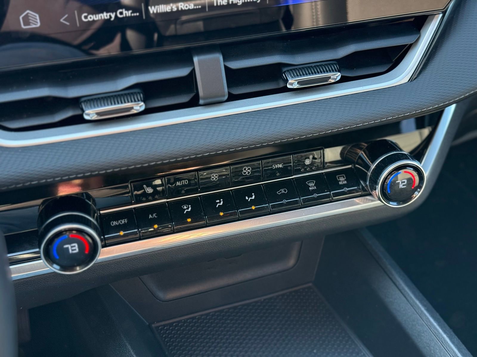 Used 2026 Chevrolet Equinox LT w/ Convenience Package II image 17