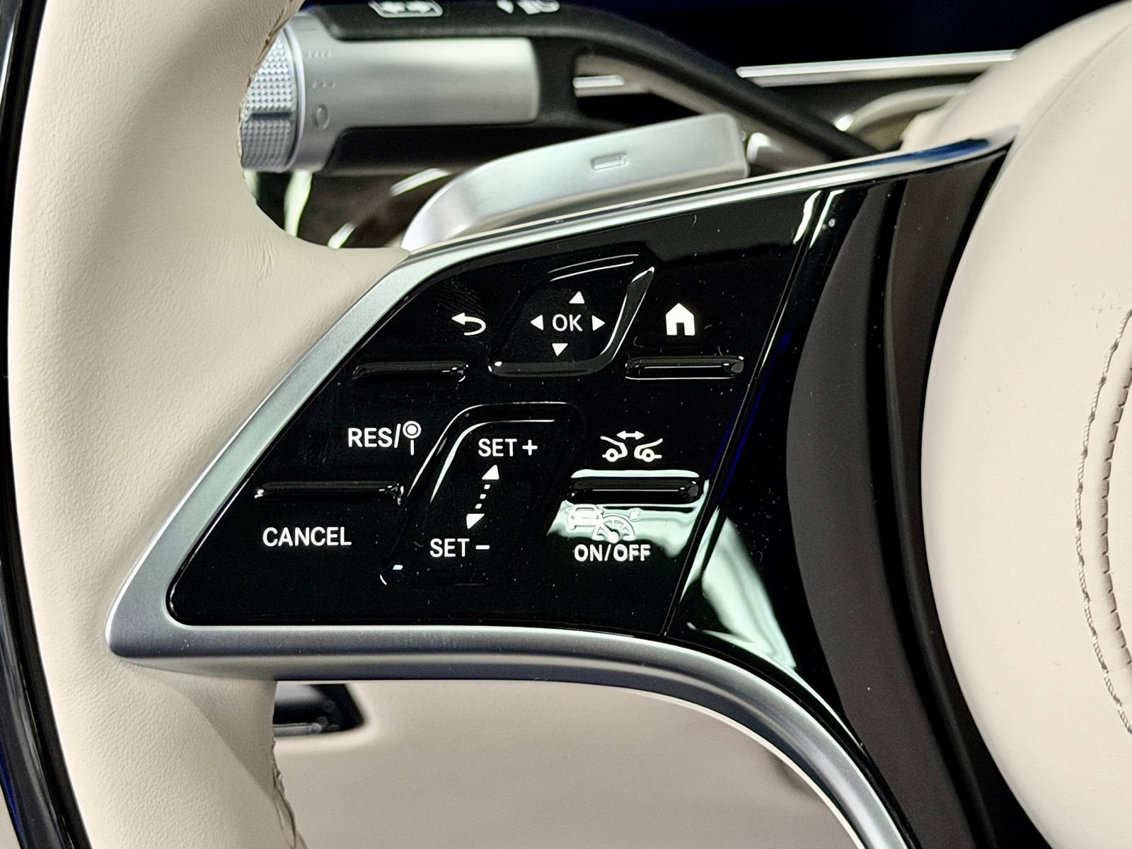 New 2026 Mercedes-Benz S 580e 4MATIC Sedan image 22