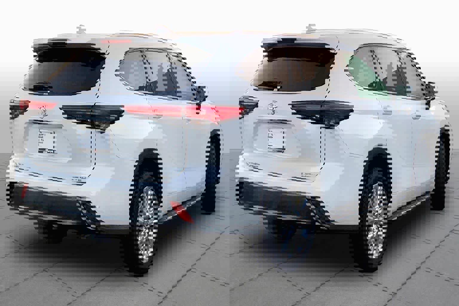 Used 2023 Toyota Highlander Limited FWD image 13