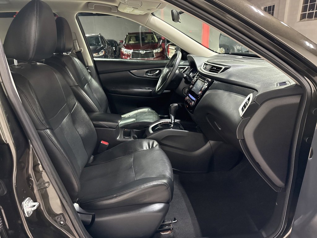 Used 2015 Nissan Rogue SL w/ SL Premium Package image 40