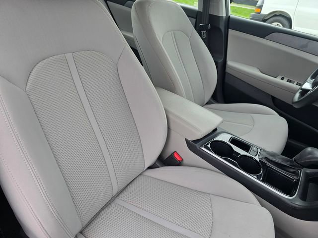 Used 2019 Hyundai Sonata SE FWD image 18