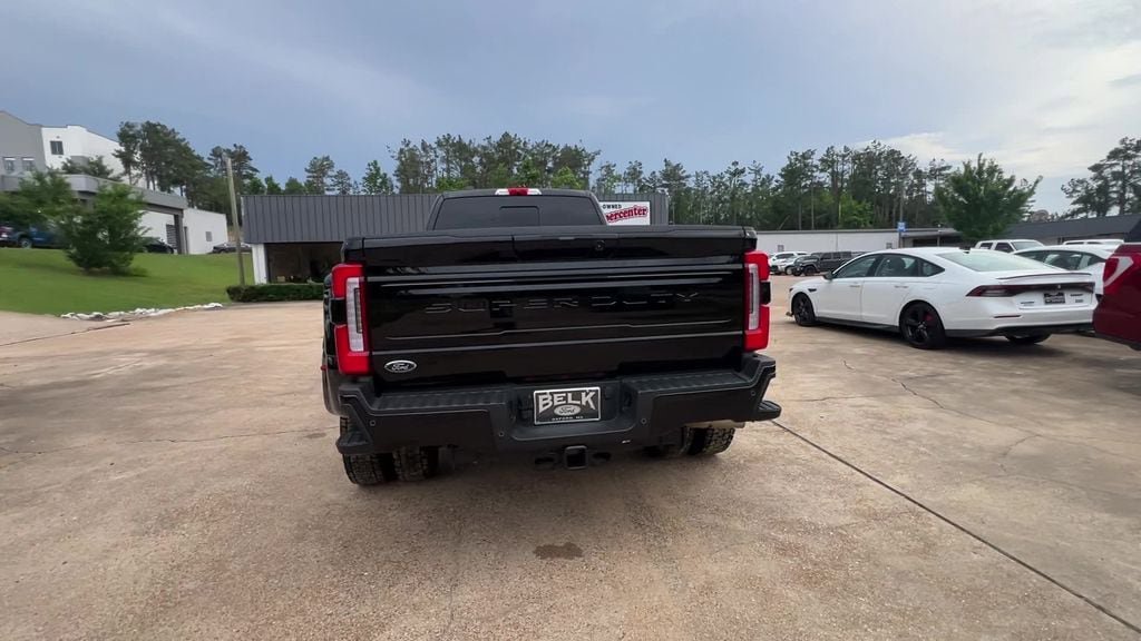 Used 2026 Ford F450 Platinum w/ FX4 Off-Road Package AWD/4WD image 5