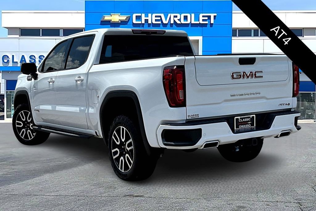 Used 2024 GMC Sierra 1500 AT4 w/ Technology Package image 4