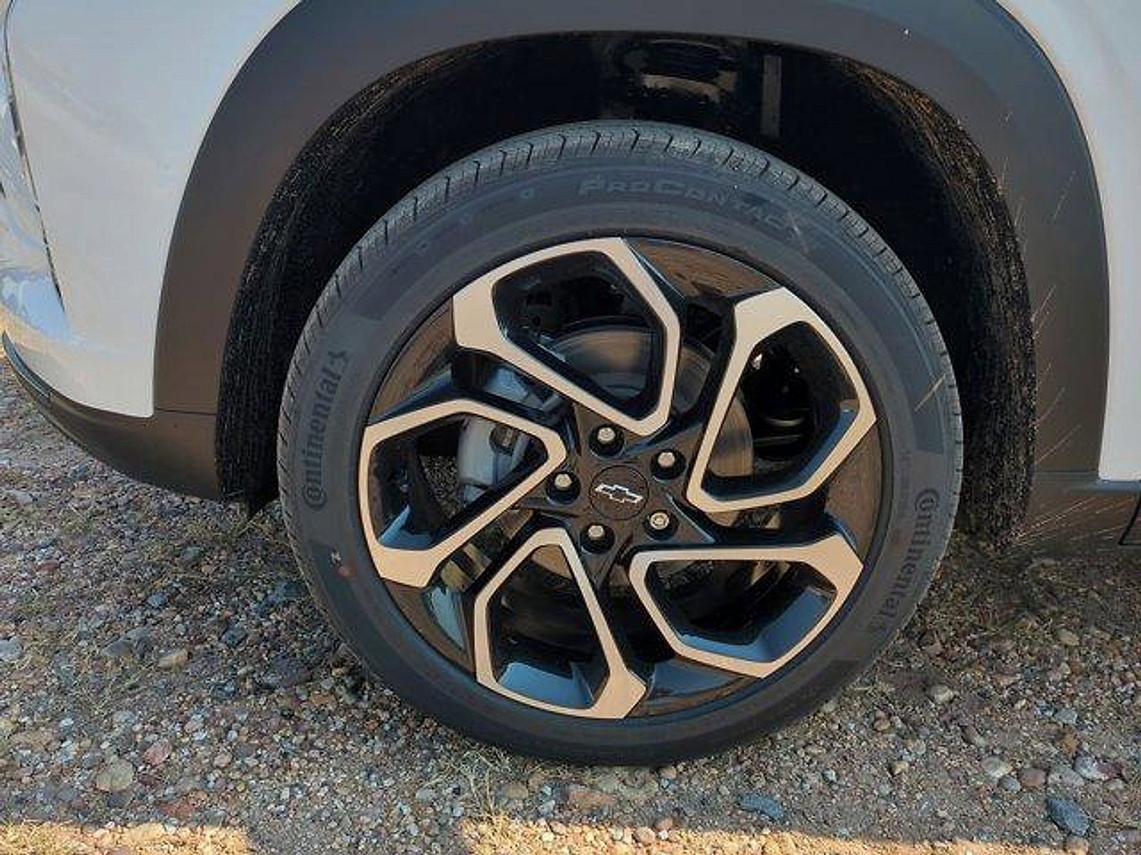 New 2026 Chevrolet Trax RS w/ Driver Confidence Package FWD image 31