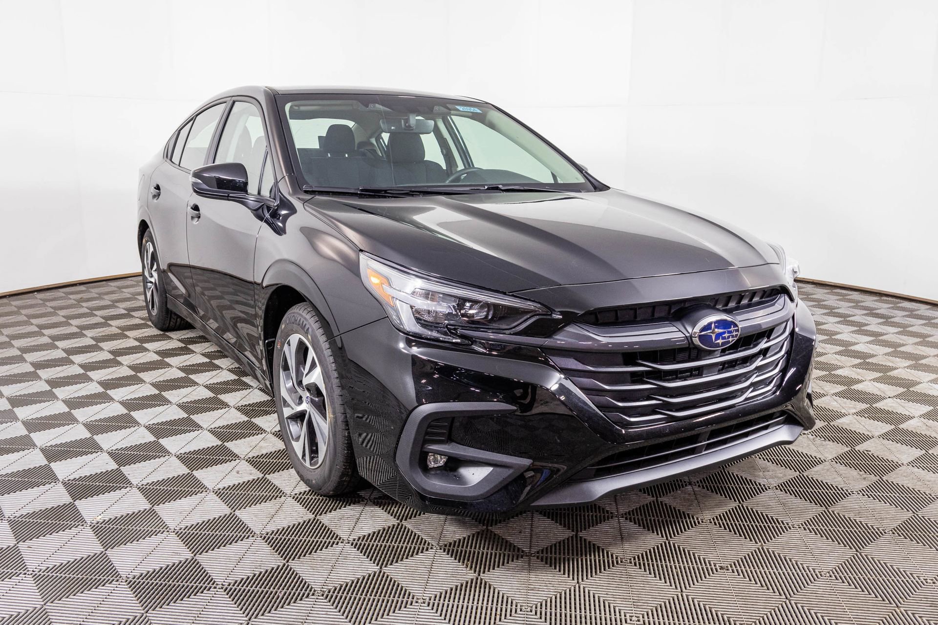 Used 2025 Subaru Legacy Premium image 18