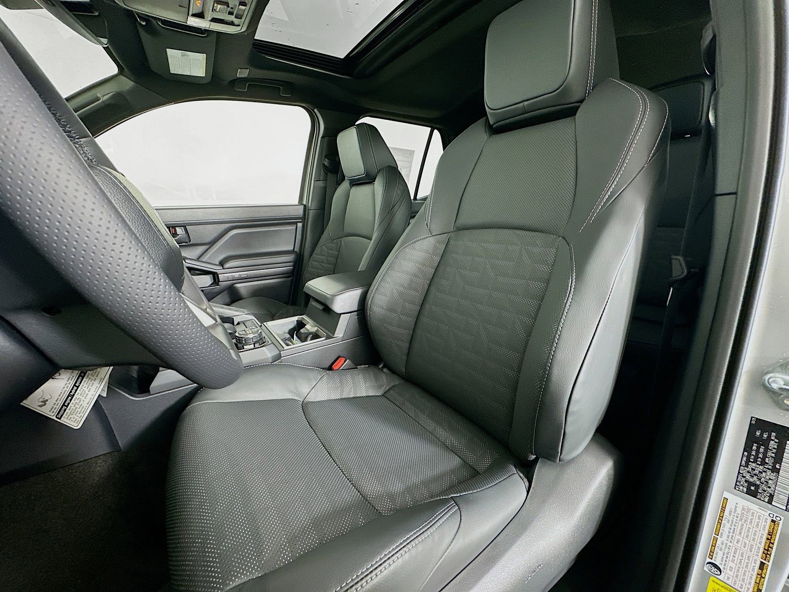 New 2025 Toyota 4Runner TRD Off-Road Premium AWD/4WD image 22