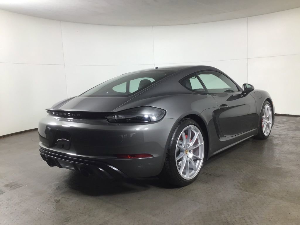 Certified 2024 Porsche 718 Cayman GTS RWD image 7