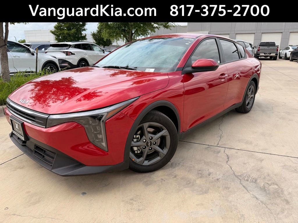 Certified 2025 Kia K4 LXS