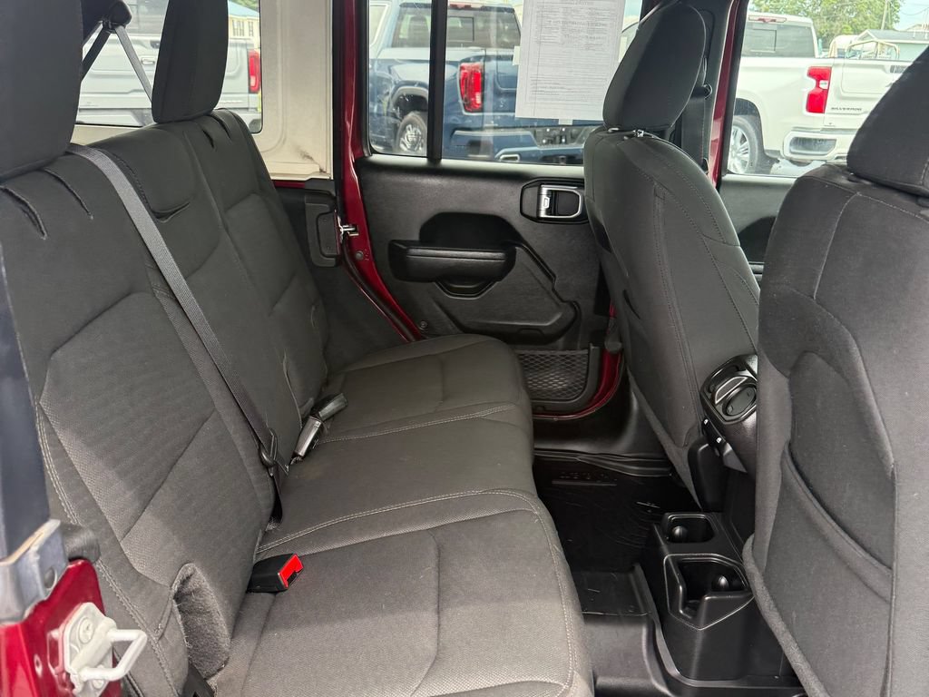 Used 2022 Jeep Wrangler Unlimited Sport AWD/4WD image 30