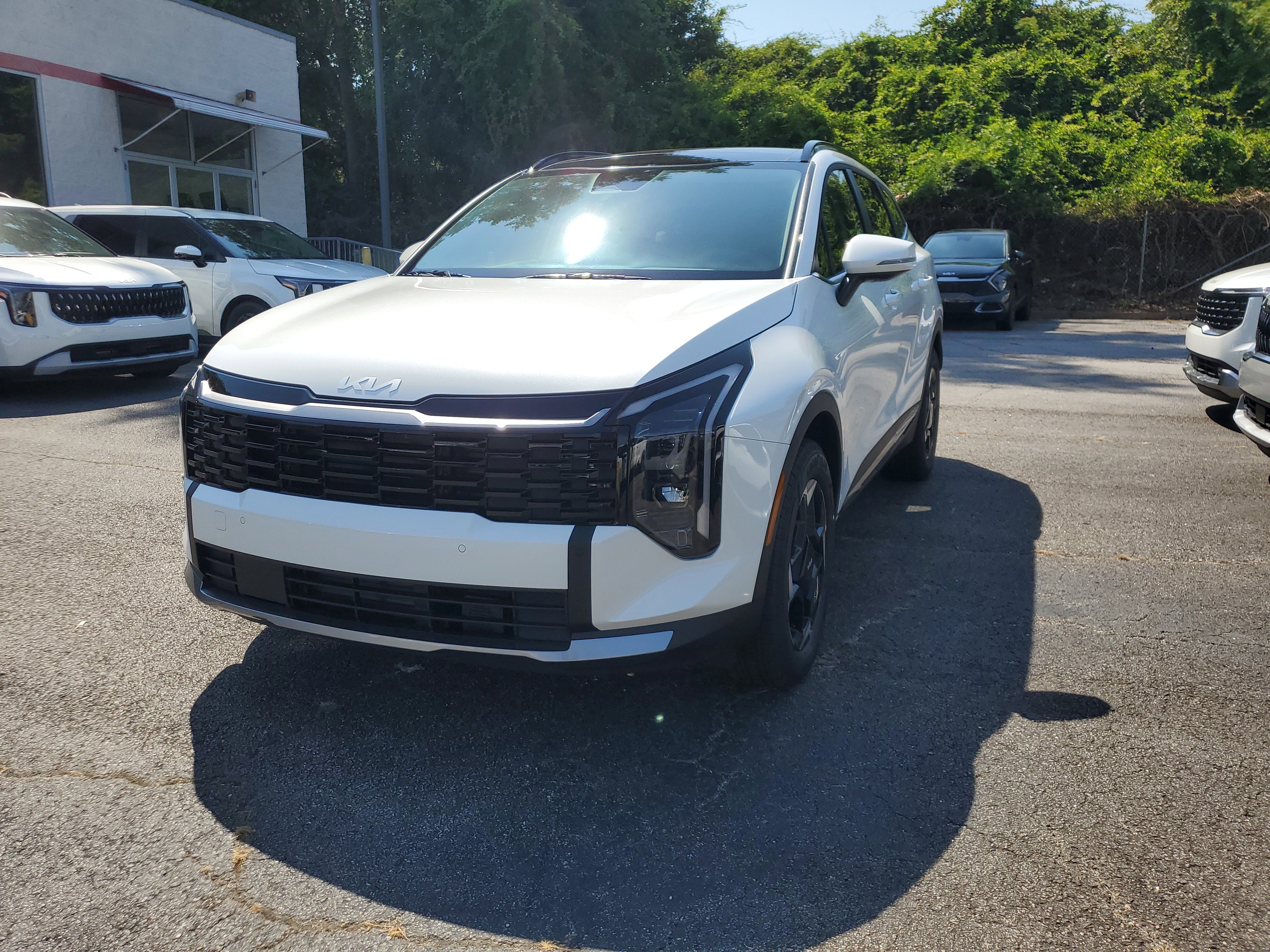 New 2026 Kia Sportage EX image 3