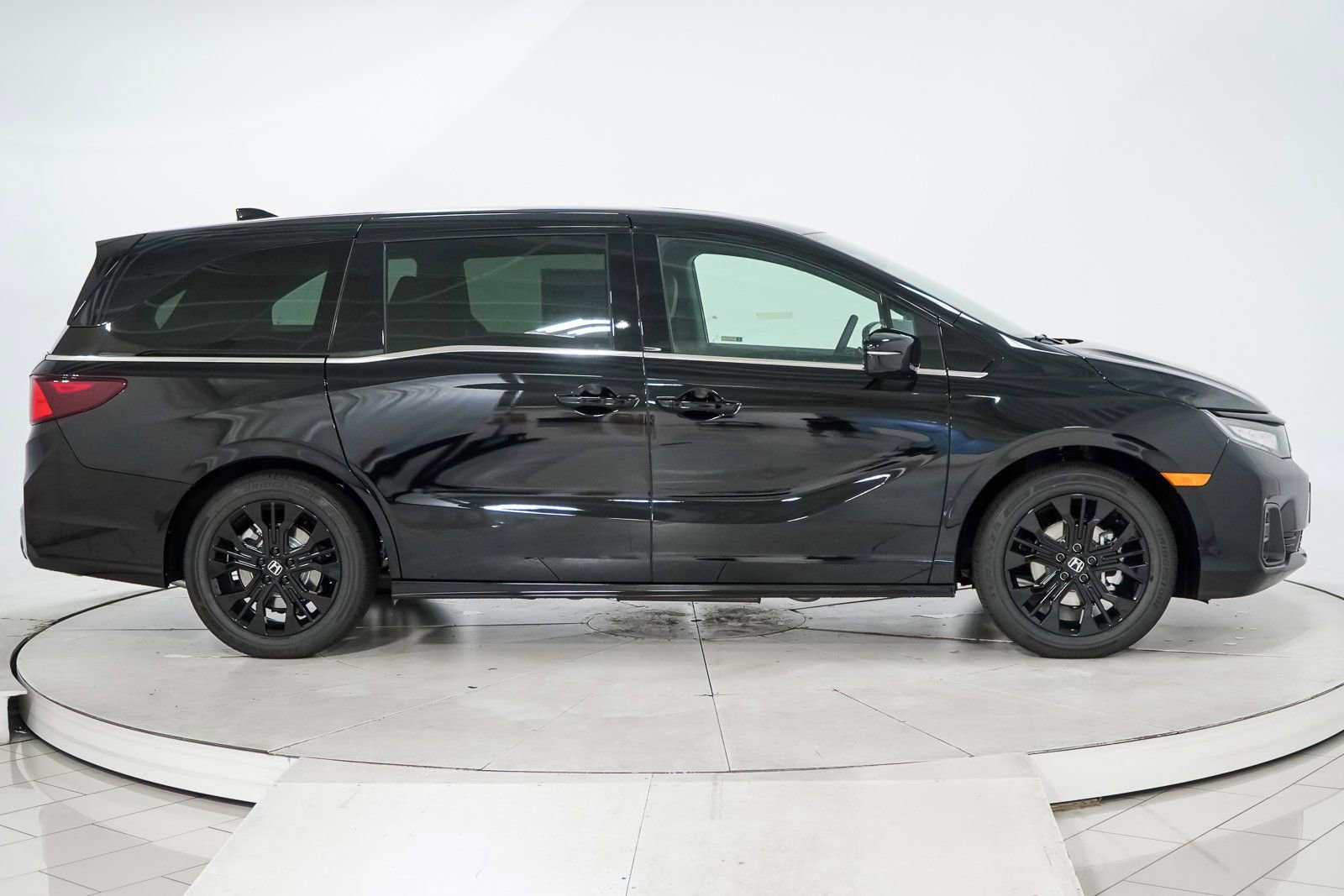 New 2026 Honda Odyssey Sport-L image 15