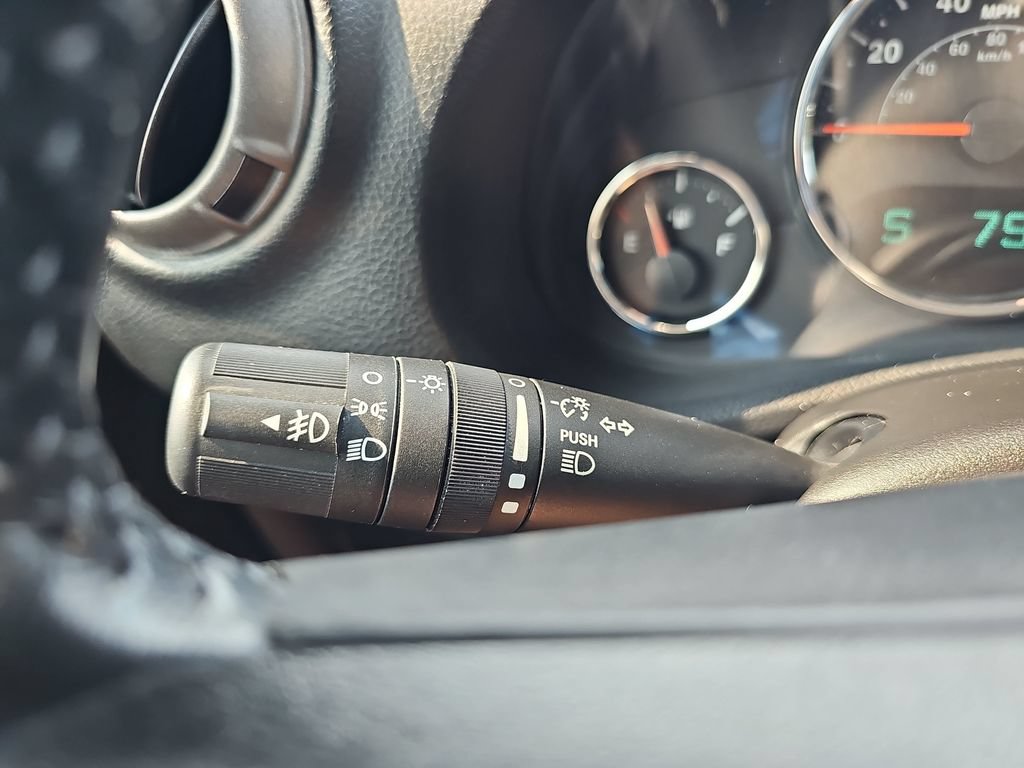Used 2018 Jeep Wrangler Unlimited Sport S AWD/4WD image 34