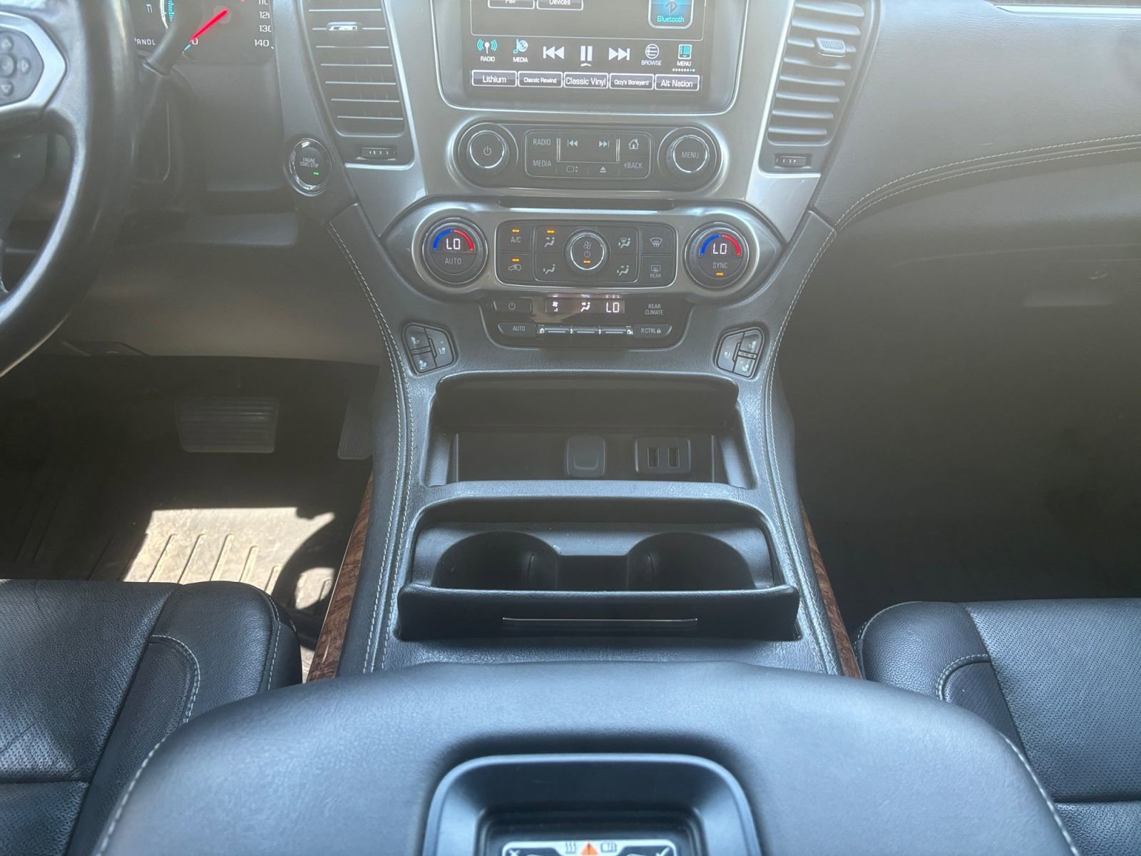 Used 2019 Chevrolet Tahoe Premier AWD/4WD image 11