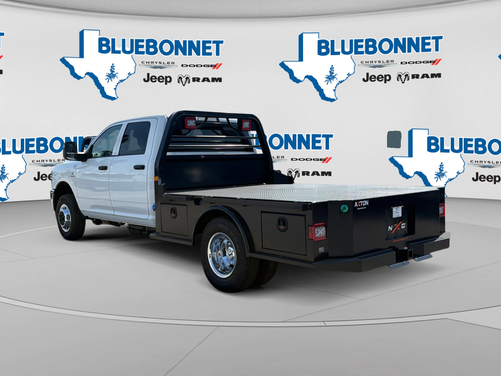 New 2026 RAM 3500 Tradesman w/ Chrome Appearance Group A AWD/4WD image 7