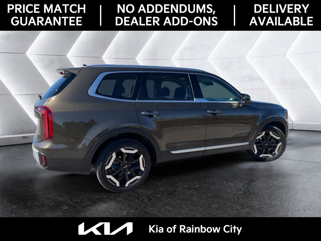 Used 2023 Kia Telluride S w/ S Sunroof Package image 5