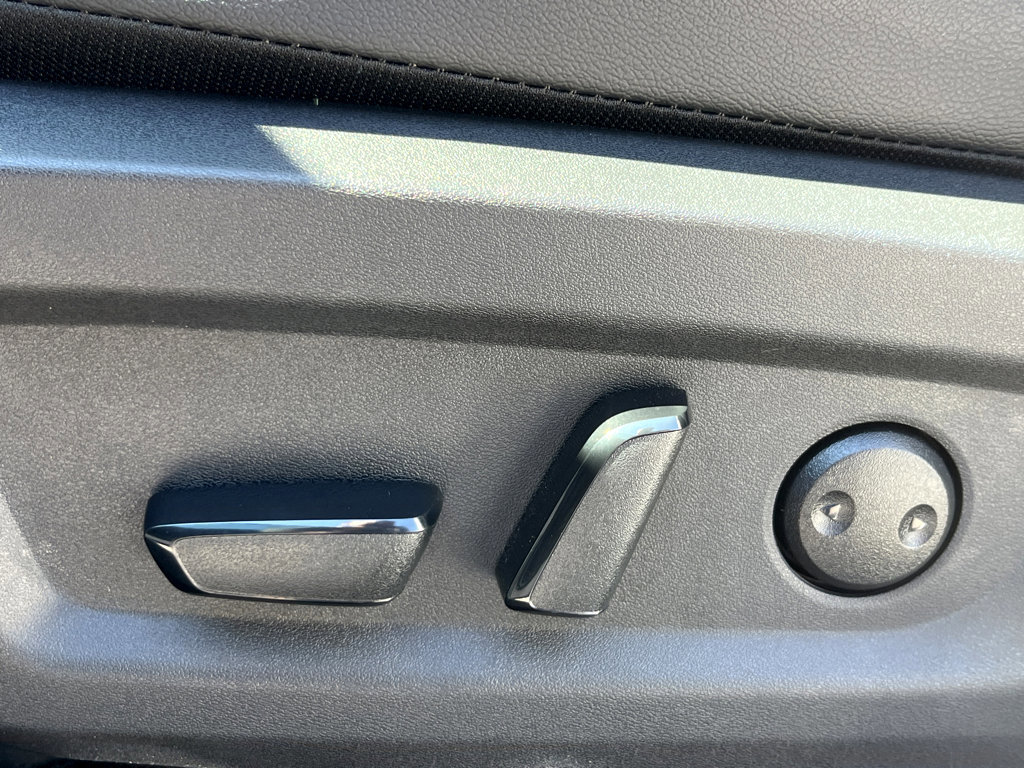 New 2025 Nissan Murano SV image 22