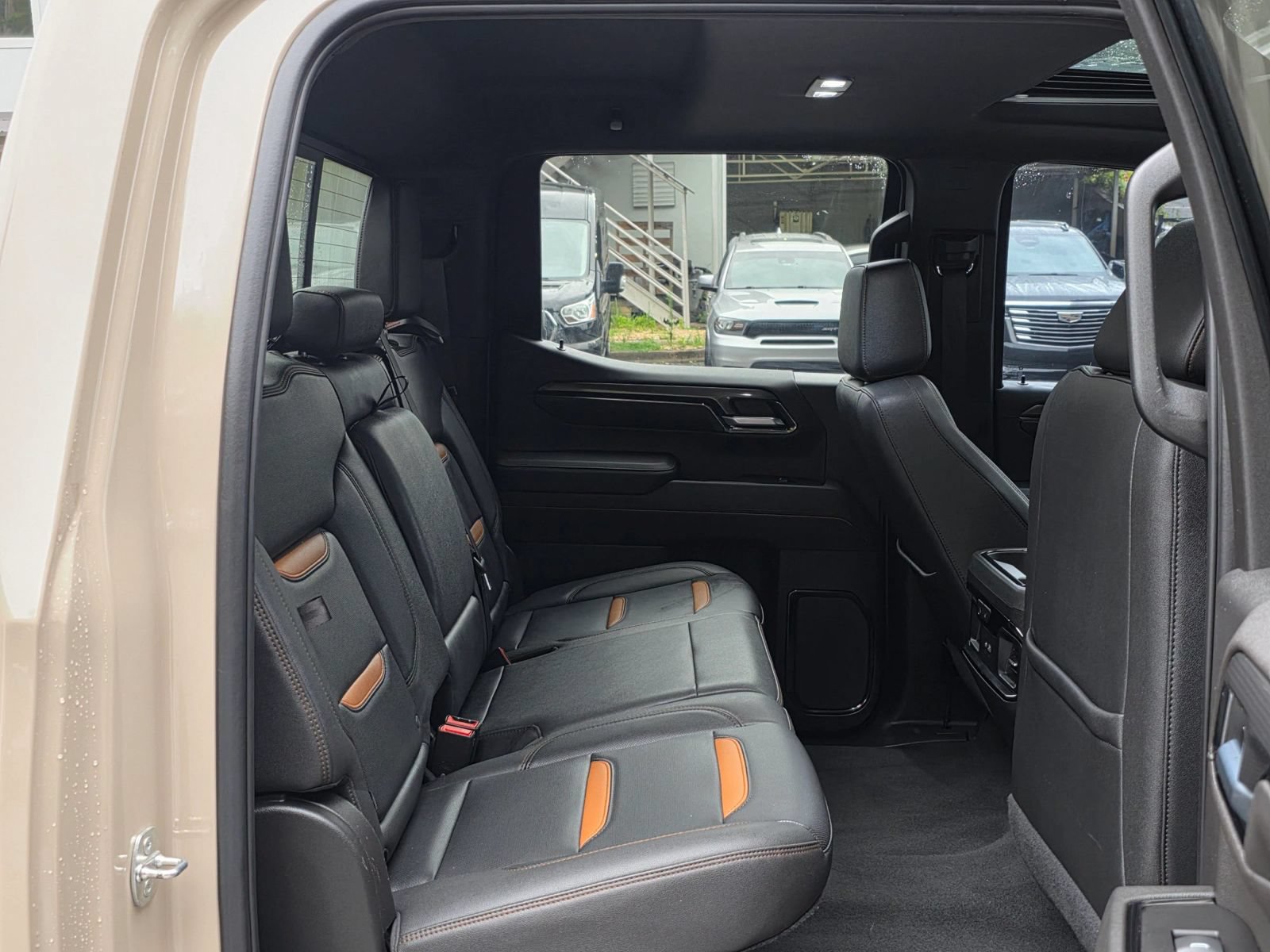 Used 2022 GMC Sierra 1500 AT4 w/ AT4 Premium Package AWD/4WD image 33
