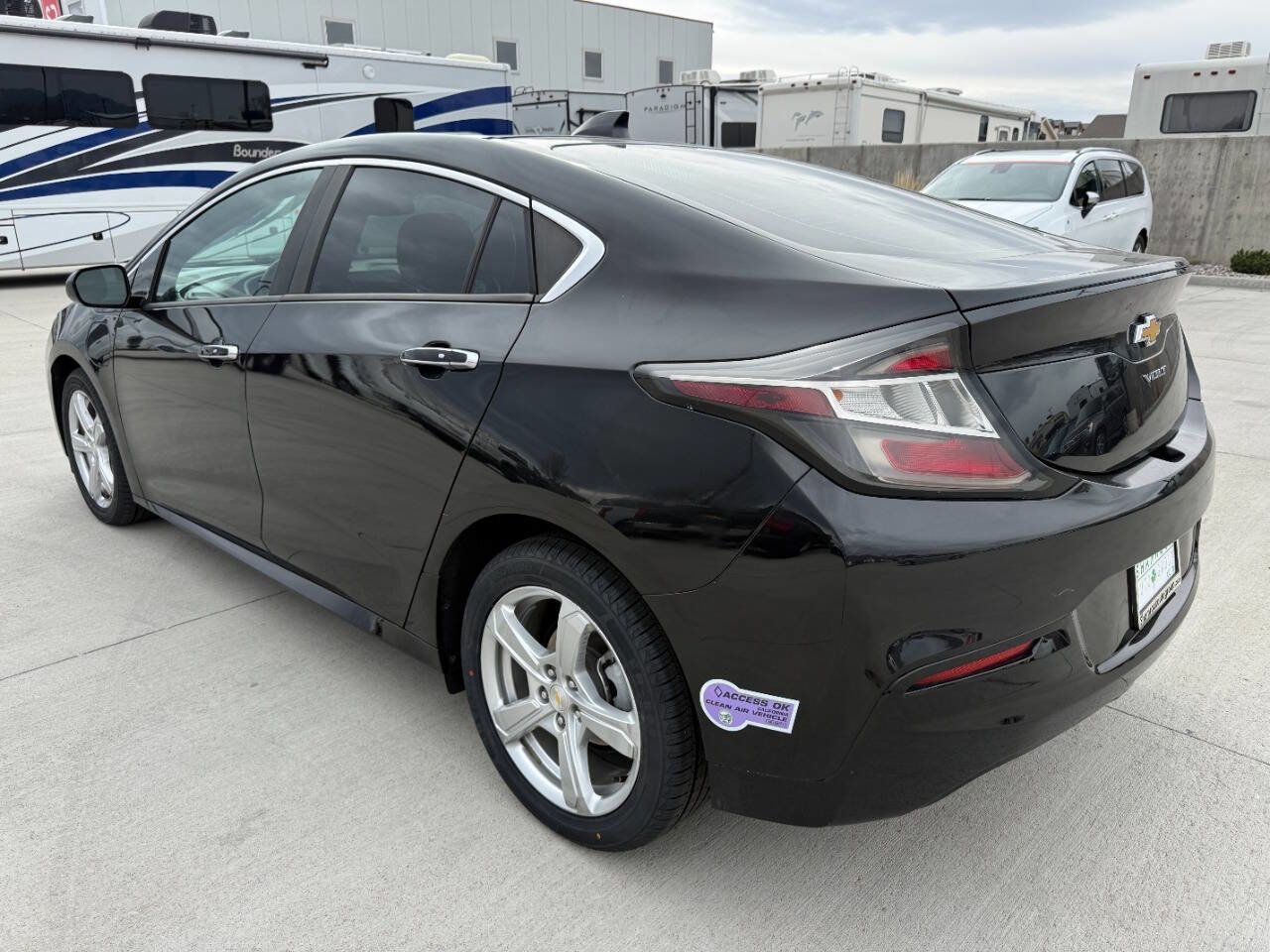 Used 2017 Chevrolet Volt LT image 5