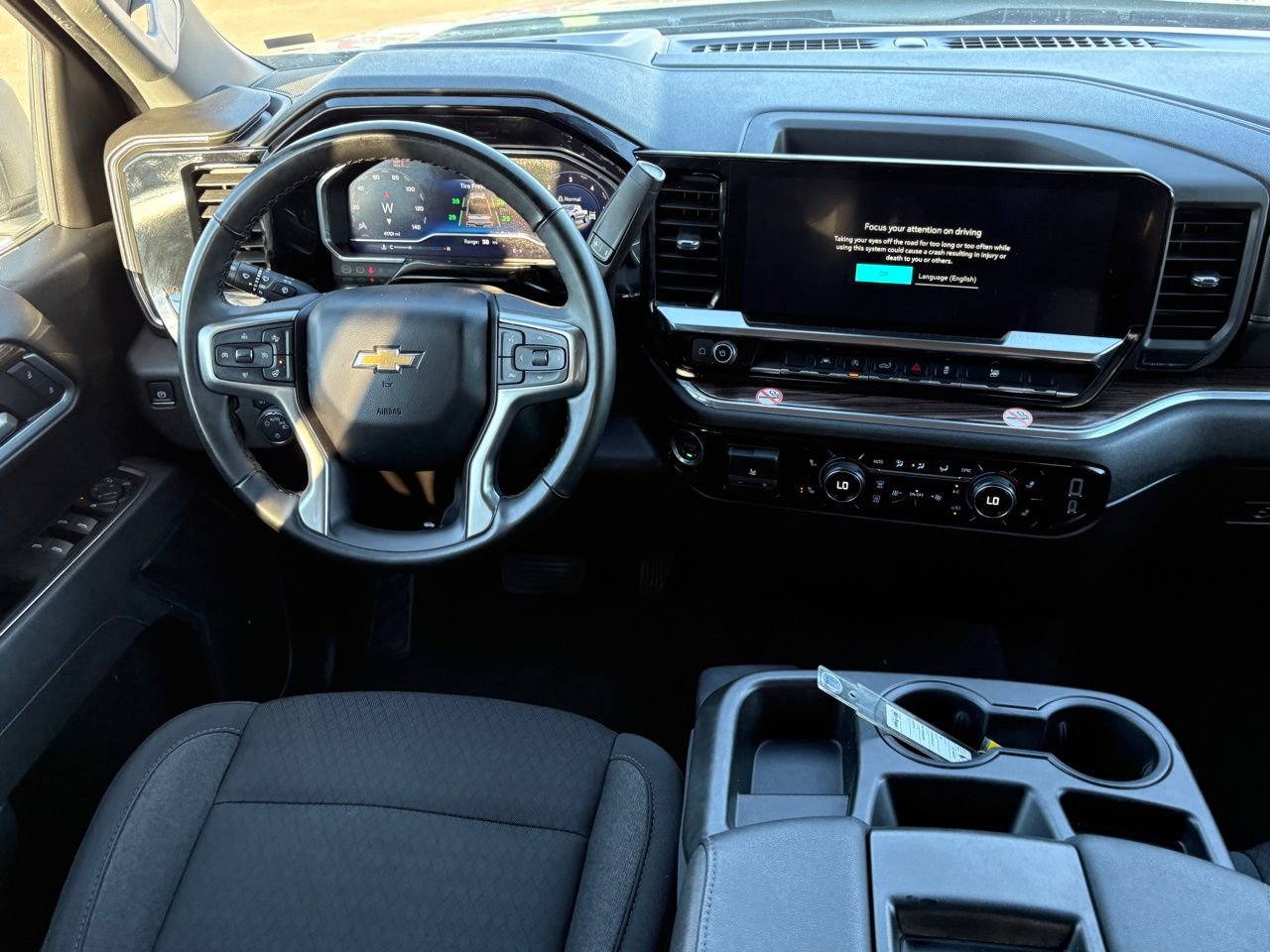 Used 2025 Chevrolet Silverado 1500 LT image 13