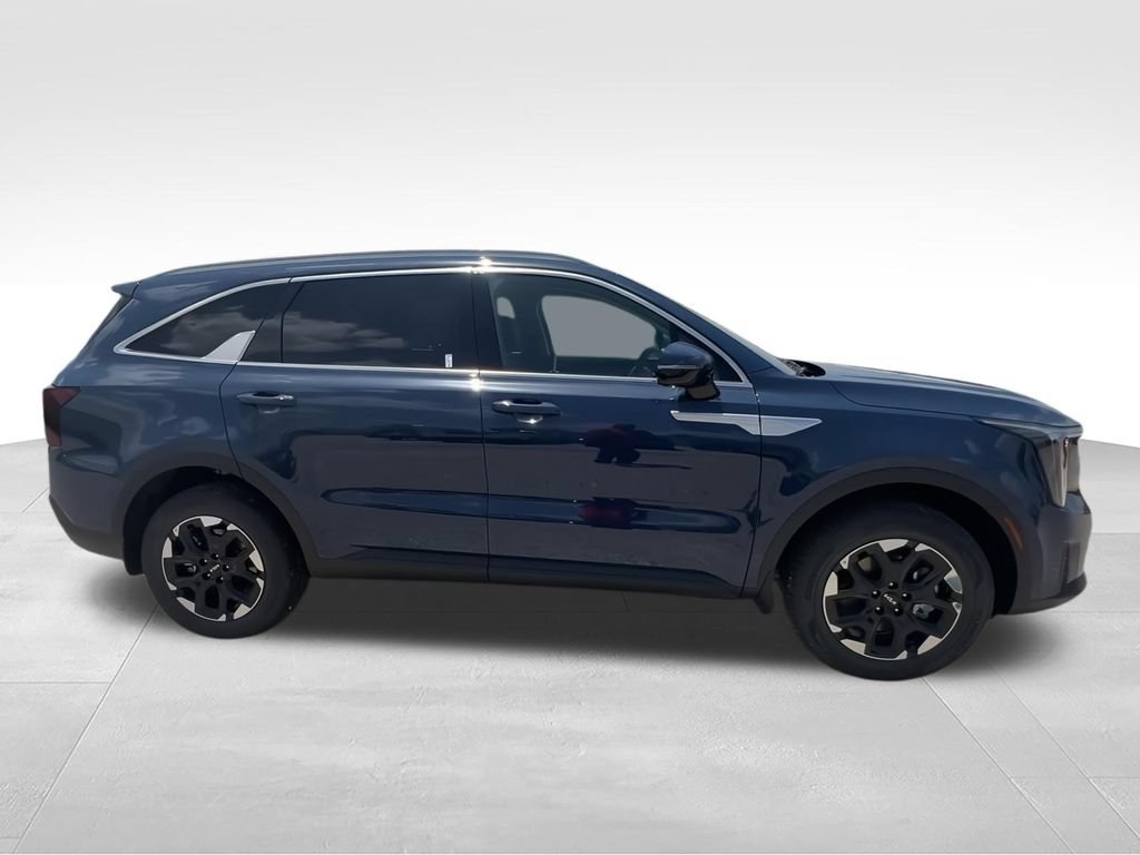 New 2026 Kia Sorento S AWD/4WD image 9