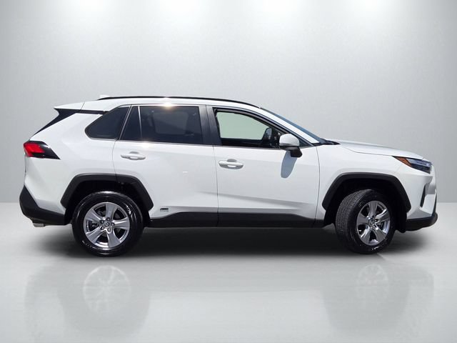 Used 2025 Toyota RAV4 LE AWD/4WD image 3