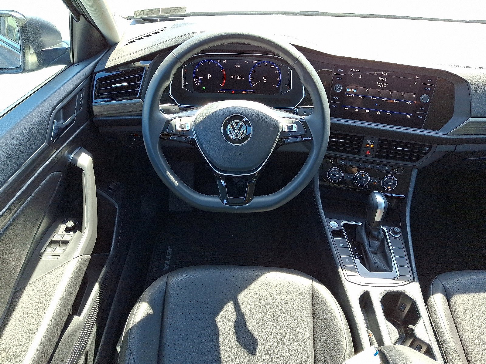 Used 2020 Volkswagen Jetta SEL FWD image 13