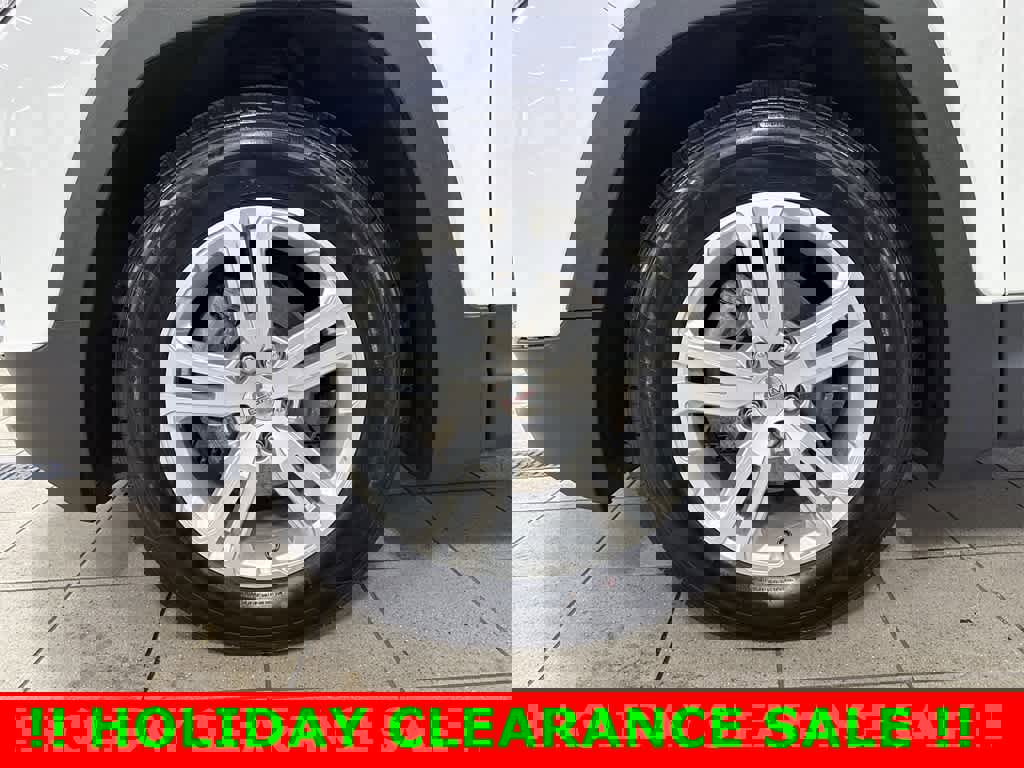 Used 2020 GMC Terrain SLE w/ Driver Convenience Package image 10