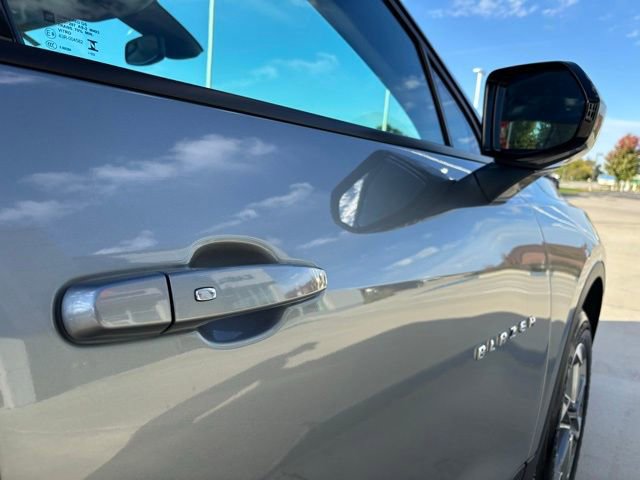 Certified 2023 Chevrolet Blazer LT w/ Convenience Package image 14