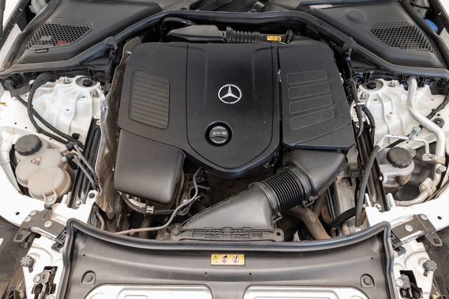 Used 2024 Mercedes-Benz E 350 4MATIC Sedan image 3