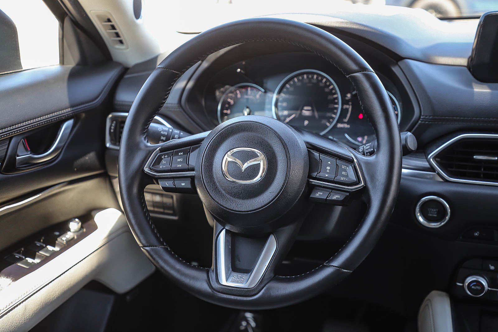 Used 2019 MAZDA CX-5 Grand Touring w/ GT Premium Package image 18
