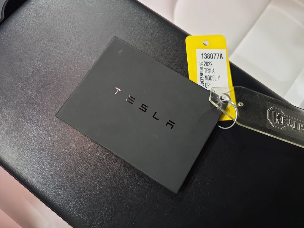 Used 2022 Tesla Model Y Performance image 29