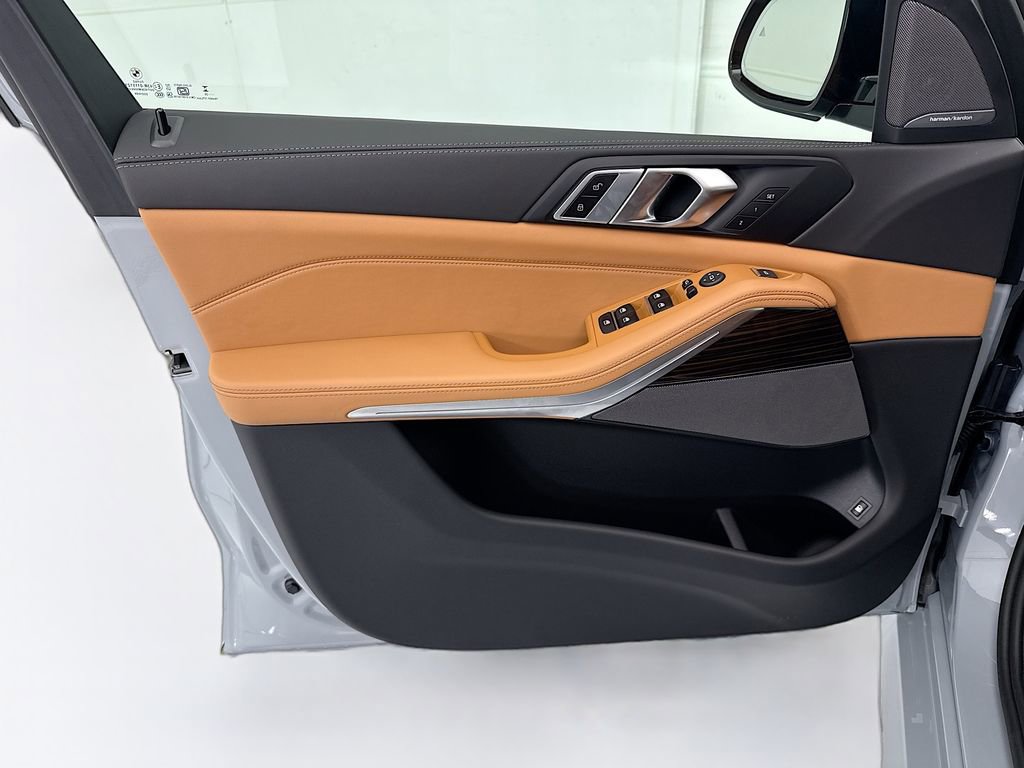 New 2026 BMW X5 xDrive50e AWD/4WD image 23
