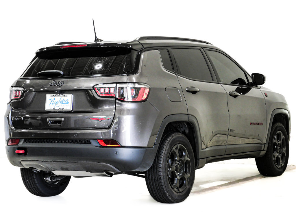 Used 2024 Jeep Compass Trailhawk w/ Sun and Sound Group AWD/4WD image 7
