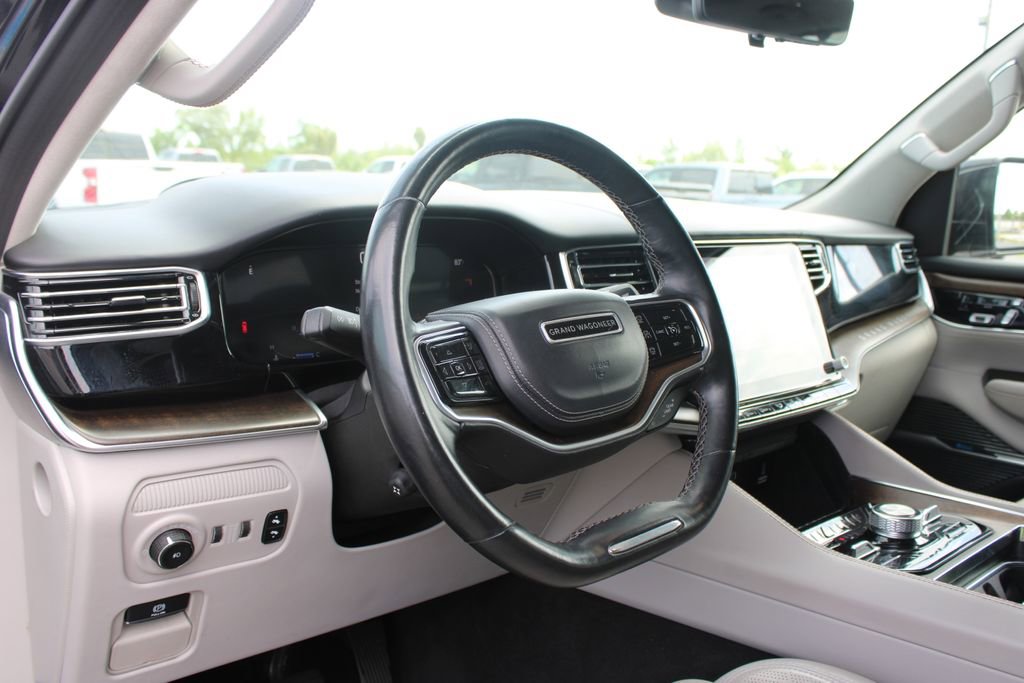 Used 2023 Jeep Grand Wagoneer Series II w/ Flexible Seating Group AWD/4WD image 22