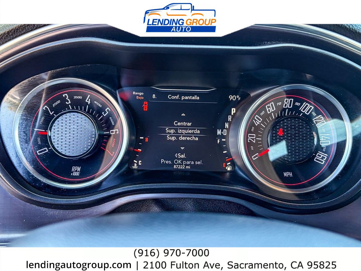 Used 2016 Dodge Challenger SXT RWD image 22