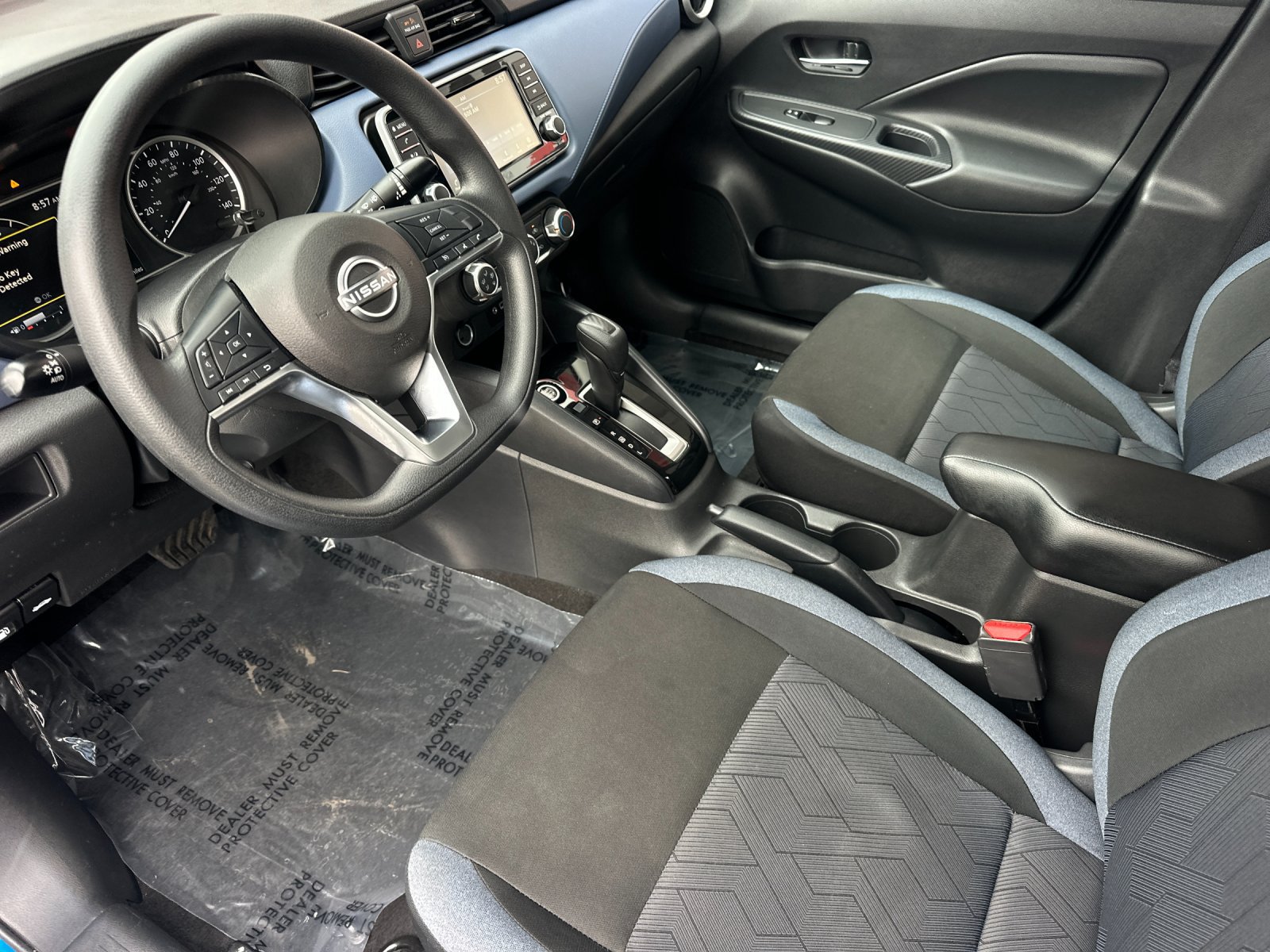 Used 2024 Nissan Versa SV FWD image 9