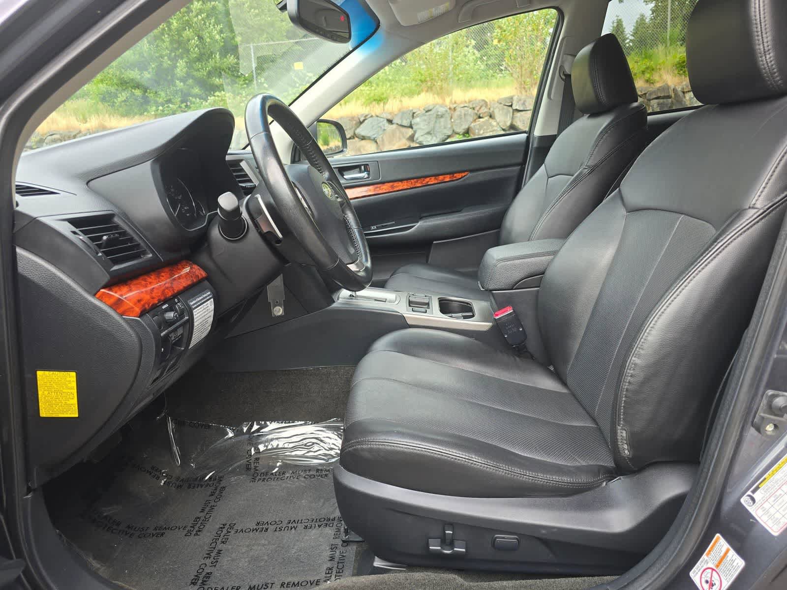 Used 2012 Subaru Outback 2.5i Limited AWD/4WD image 16