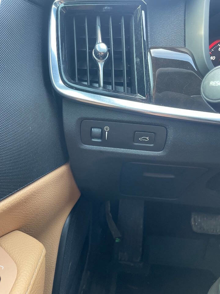 Used 2018 Volvo S90 T5 Momentum w/ Convenience Package AWD/4WD image 55