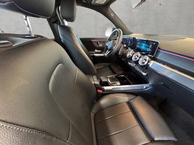 Used 2020 Mercedes-Benz GLB 250 image 30
