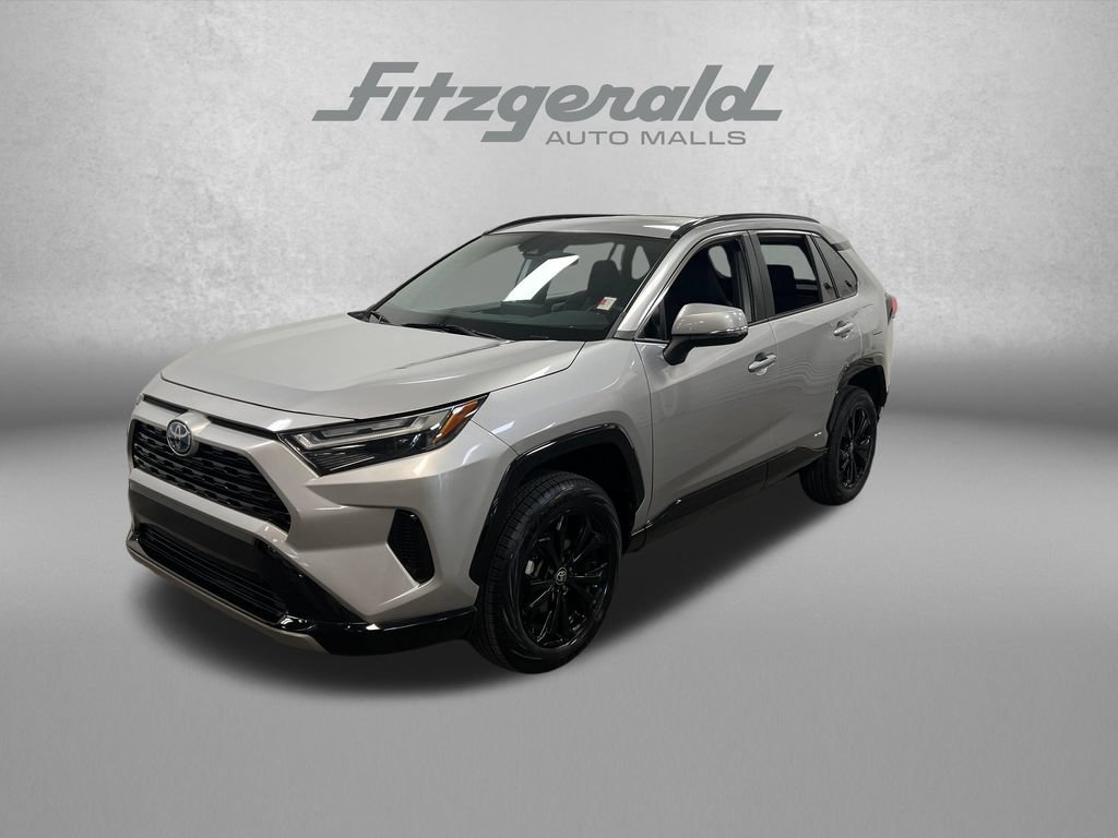 Used 2022 Toyota RAV4 SE w/ Convenience Package AWD/4WD image 1