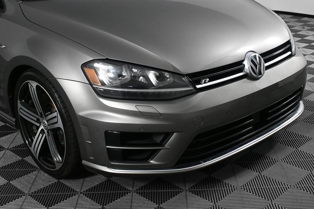 Used 2016 Volkswagen Golf R 4-Door w/ Driver Assistance Package image 33