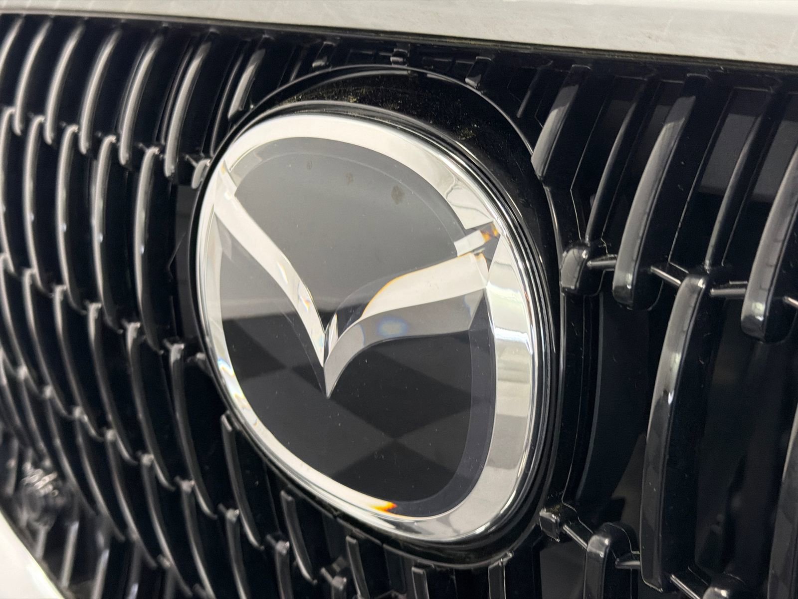 Used 2024 MAZDA CX-90 Plug-In Hybrid w/ Premium Pkg image 14