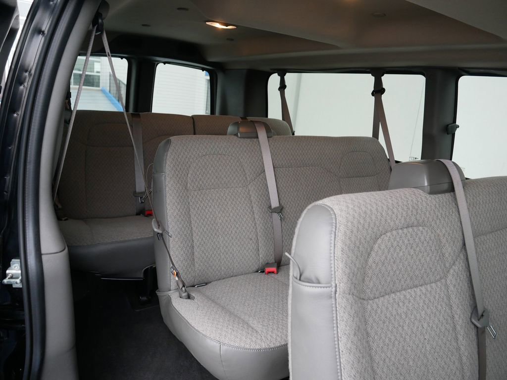 Used 2025 Chevrolet Express 3500 LT w/ LT Preferred Equipment Group image 18