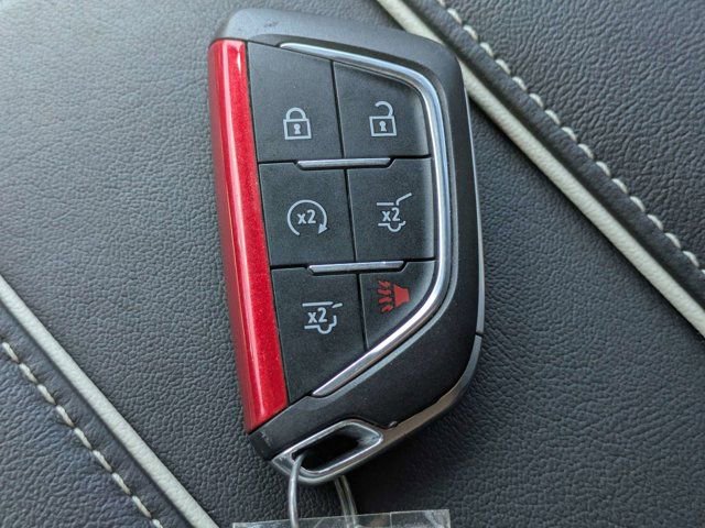 Used 2024 Cadillac Escalade ESV V image 24