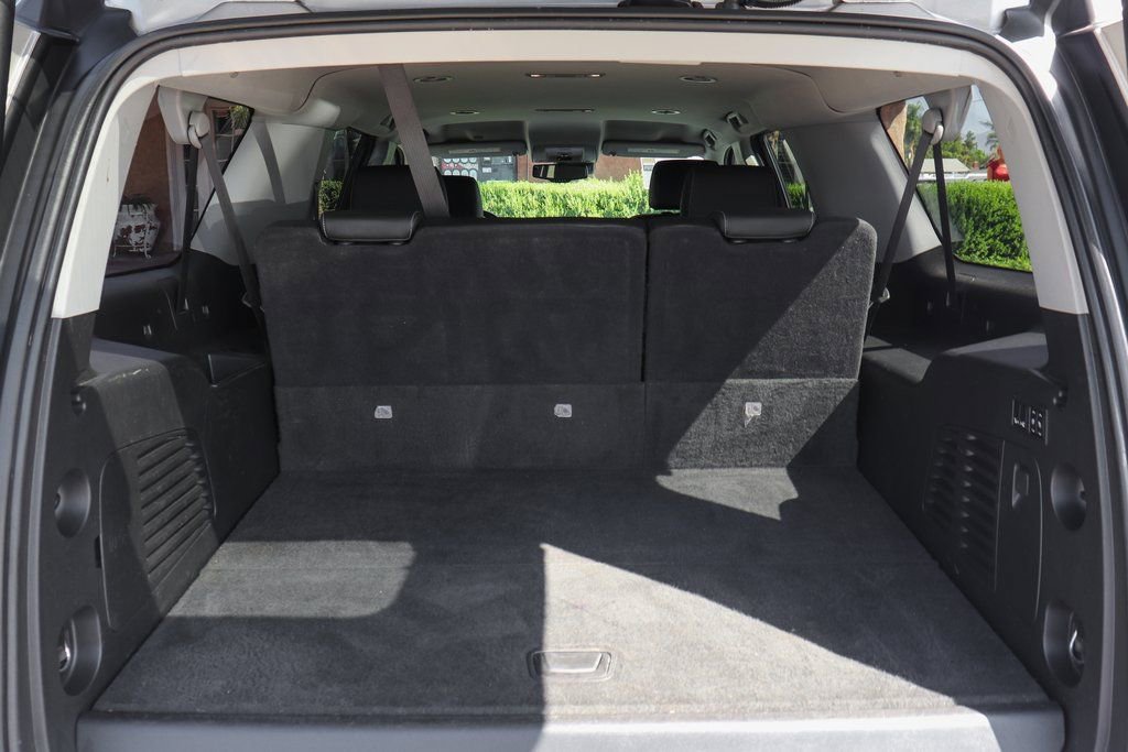 Used 2020 Chevrolet Suburban Premier RWD image 8